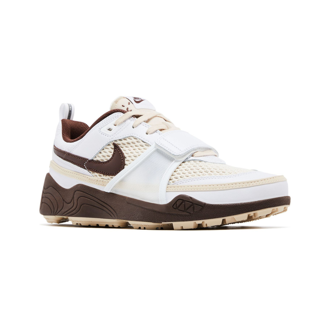 Travis Scott x Nike Zoom Field Jaxx Light Chocolate