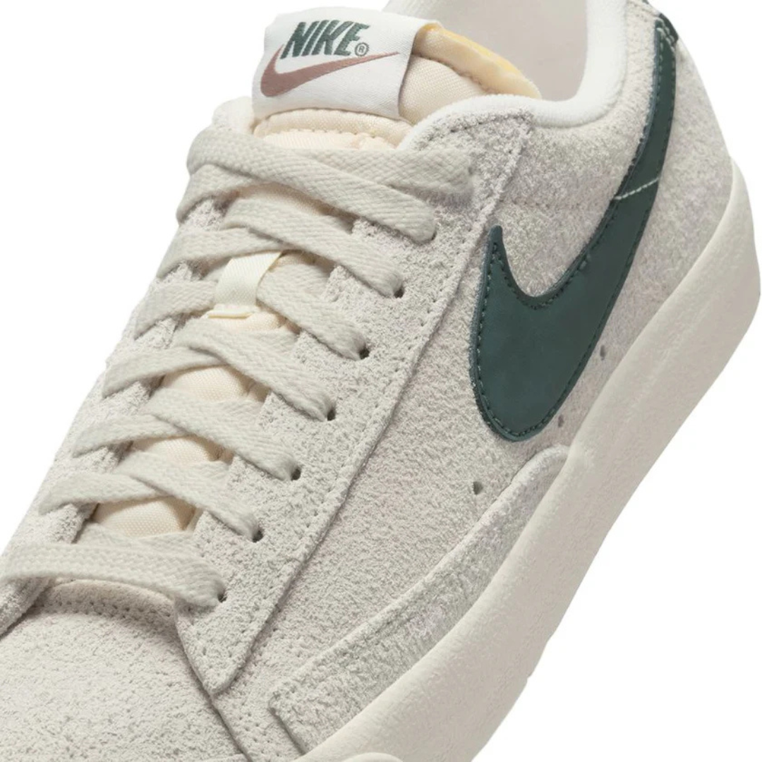 Nike Blazer Low Pale Phantom Ivory (W)