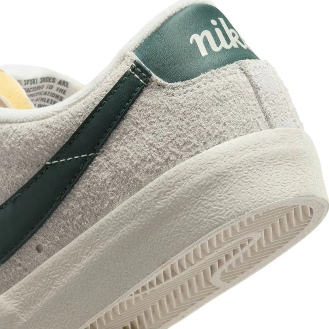 Nike Blazer Low Pale Phantom Ivory (W)